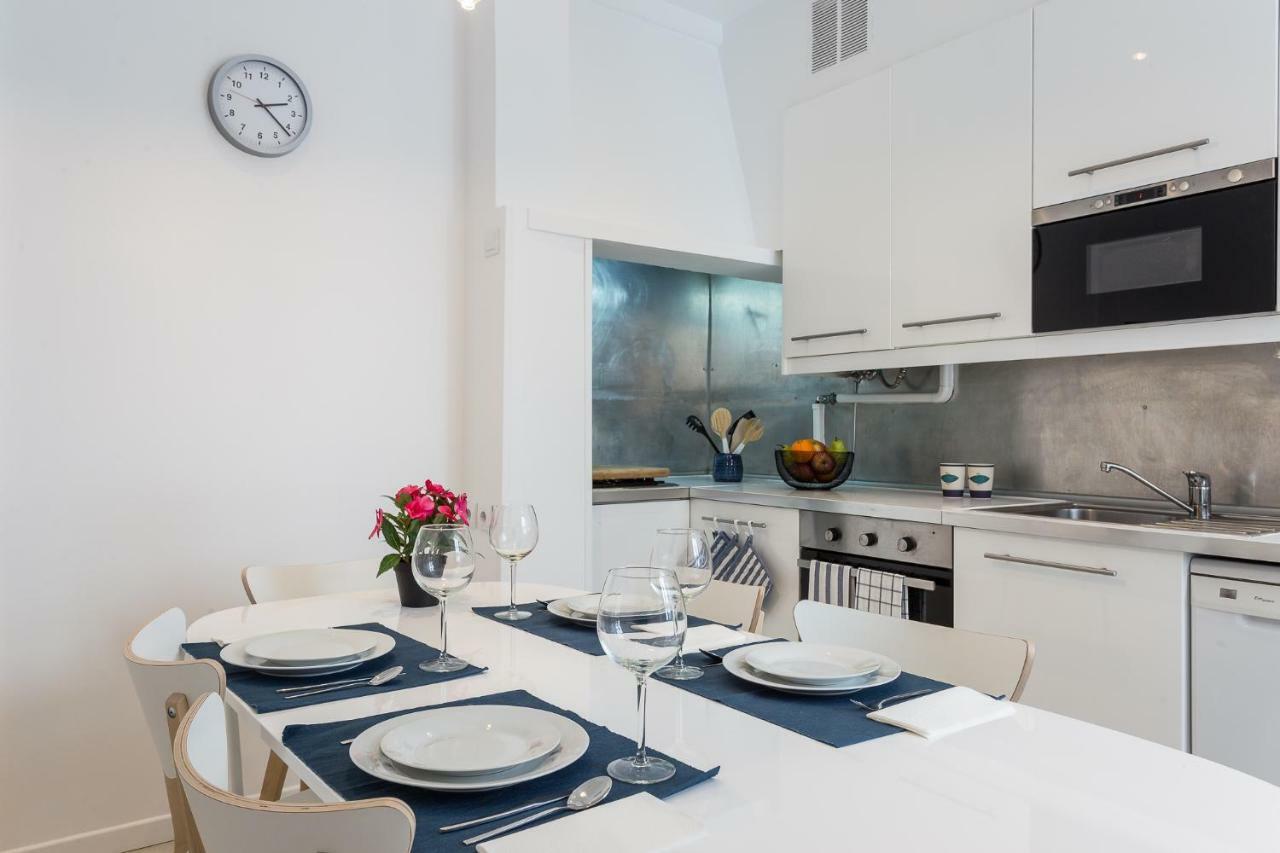 Three Bedroom Apartment In Historical Centre -Bairro Alto Лиссабон Экстерьер фото