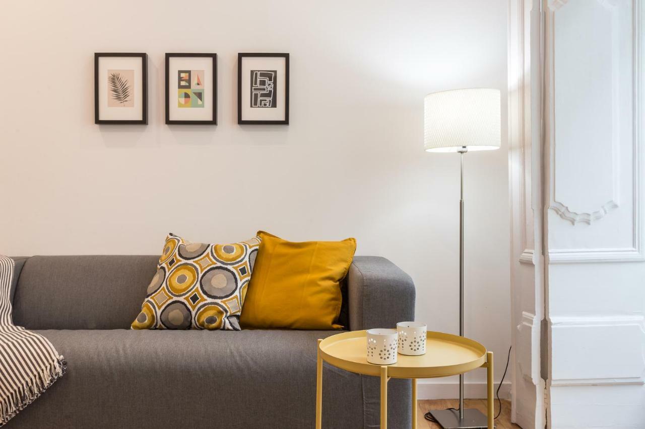 Three Bedroom Apartment In Historical Centre -Bairro Alto Лиссабон Экстерьер фото